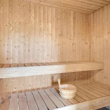 Cozy In Haderslev With Sauna Prázdninový dům